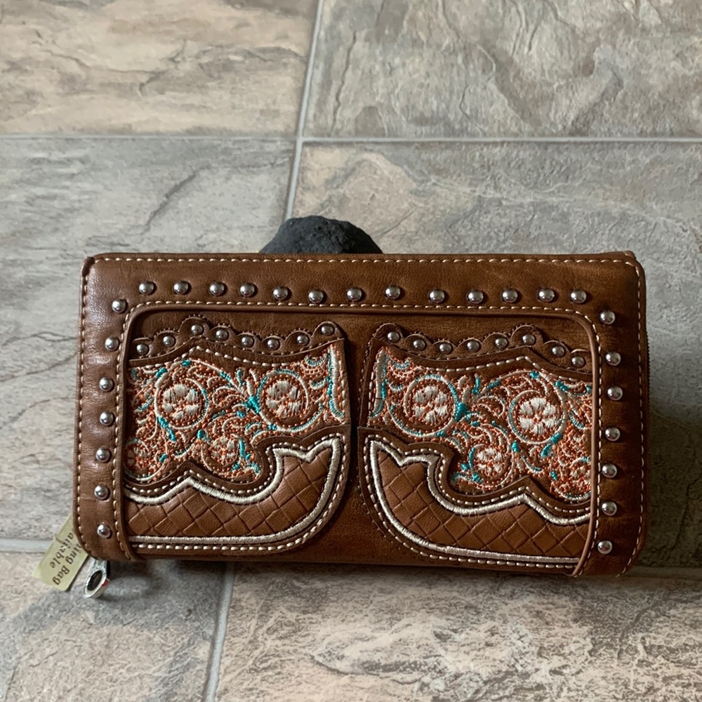 Montana west wallet